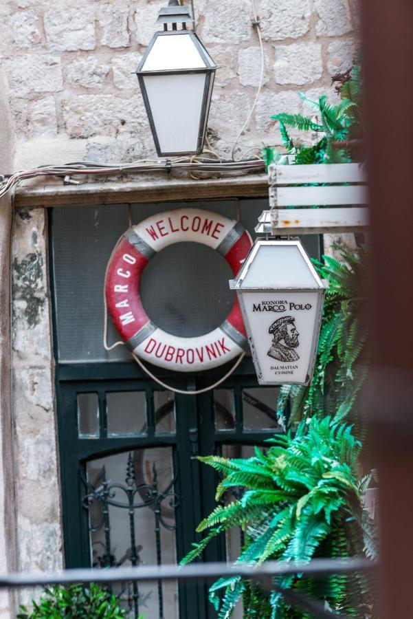 The Ragusa Arms Bagian luar foto