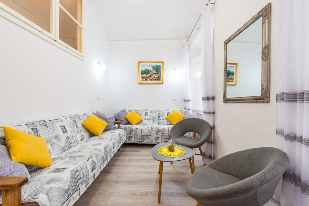 The Ragusa Arms Bagian luar foto